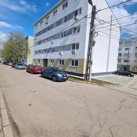 Apartamento Garsoniera Luxury Kevin Piteşti Exterior foto